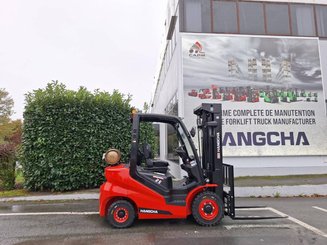 Carrello elevatore frontale a 4 ruote Hangcha XF25G-2