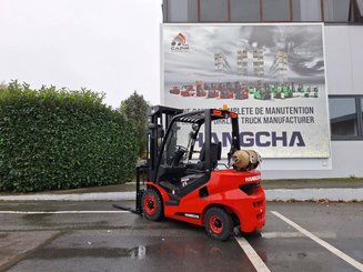 Carrello elevatore frontale a 4 ruote Hangcha XF25G-2