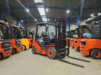 Carrello elevatore frontale a 4 ruote Hangcha XF25G-2