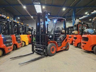 Carrello elevatore frontale a 4 ruote Hangcha XF25G-2