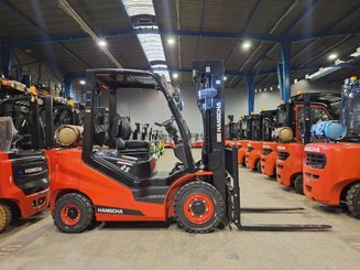 Carrello elevatore frontale a 4 ruote Hangcha XF25G-2