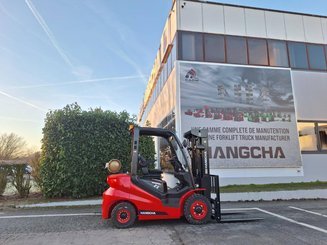 Carrello elevatore frontale a 4 ruote Hangcha XF25G-2