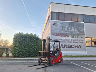 Carrello elevatore frontale a 4 ruote Hangcha XF25G-2