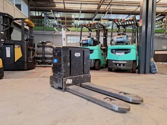 Transpallet guida in accompagnamento Caterpillar NPP20N2