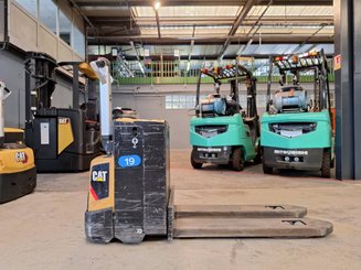 Transpallet guida in accompagnamento Caterpillar NPP20N2