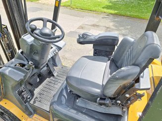 Carrello elevatore frontale a 4 ruote Caterpillar GP20CN - 9