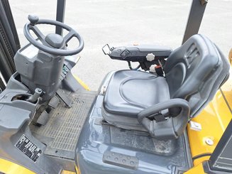 Carrello elevatore frontale a 4 ruote Caterpillar GP20NT