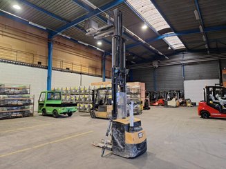 Stoccatori guida in accompagnamento Caterpillar NSP16N2 - 7