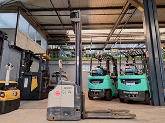 Stoccatori guida in accompagnamento Crown ES4000-1.6