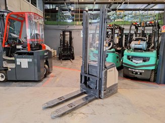 Stoccatori guida in accompagnamento Crown ES4000-1.6