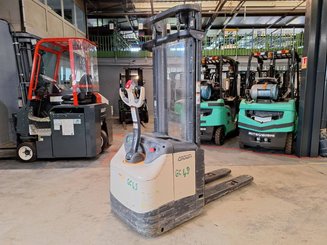 Stoccatori guida in accompagnamento Crown ES4000-1.6