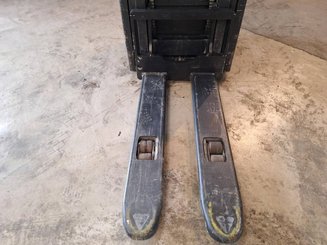 Stoccatori guida in accompagnamento Crown ES4000-1.6