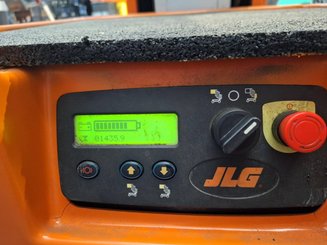 Navicella a gruppo di sollevamento verticale JLG 10MSP