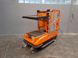 Navicella a gruppo di sollevamento verticale JLG 10MSP