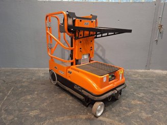 Navicella a gruppo di sollevamento verticale JLG 10MSP