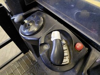 Carrelli commissionatori combinato Caterpillar NOH10N