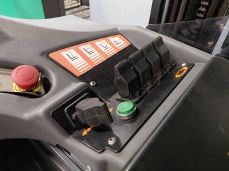 Carrelli retrattili OMG NEOS16 SE