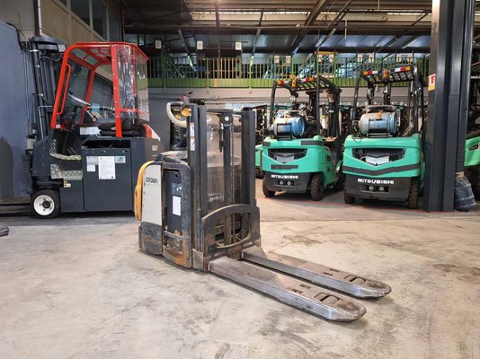 Stoccatori guida in accompagnamento Crown DT3040 2.0 - 1