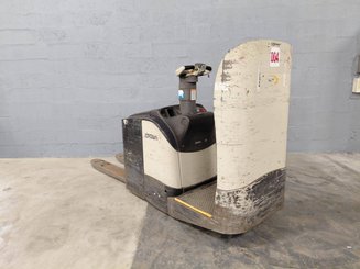Transpallet con pedana Crown WT3040 2.00