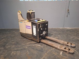 Transpallet con pedana Crown WT3040 2.00