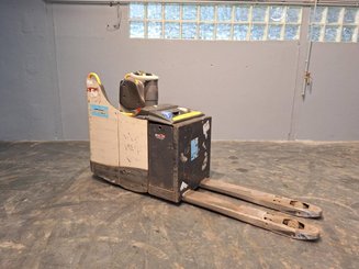 Transpallet con pedana Crown WT3040 2.00