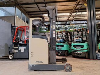 Carrelli retrattili Crown ESR4500-1.4