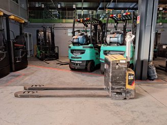 Transpallet guida in accompagnamento Caterpillar NPP20N2