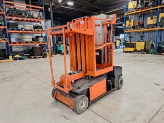 Navicella a gruppo di sollevamento verticale JLG TOUCAN DUO