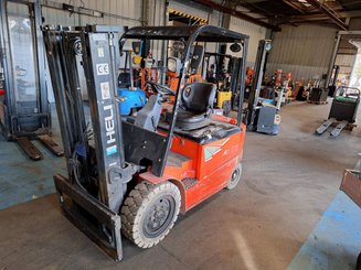 Carrello elevatore frontale a 4 ruote Heli CPD30
