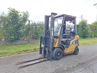 Carrello elevatore frontale a 4 ruote Caterpillar GP15NT - 1