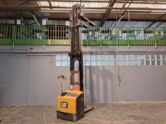 Stoccatori guida in accompagnamento Caterpillar NSP16N