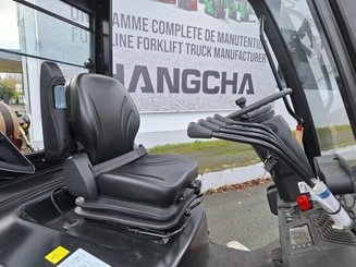 Carrello elevatore frontale a 4 ruote Hangcha XF35G-2