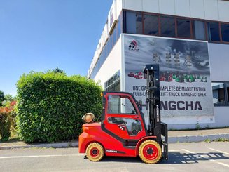 Carrello elevatore frontale a 4 ruote Hangcha XF35G-2
