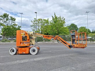Piattaforma articolata JLG E300AJP - 5