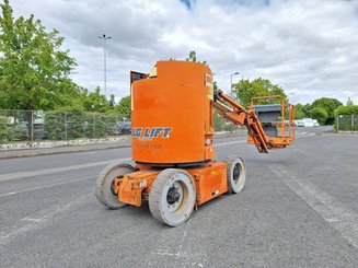 Piattaforma articolata JLG E300AJP - 4