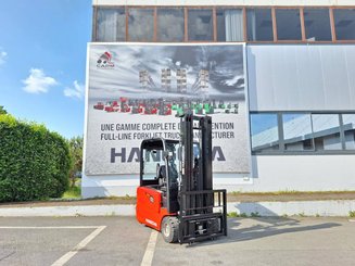 Carrello elevatore frontale a 3 ruote Hangcha A3W20