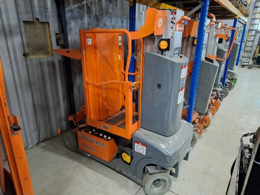 Navicella a gruppo di sollevamento verticale JLG TOUCAN DUO - 1