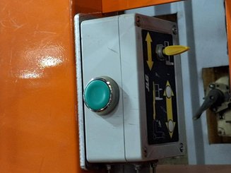 Navicella a gruppo di sollevamento verticale JLG TOUCAN DUO