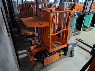 Navicella a gruppo di sollevamento verticale JLG TOUCAN DUO