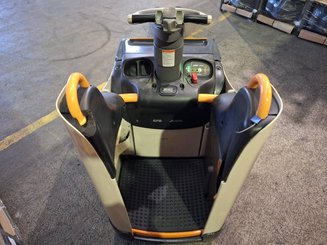 Transpallet con pedana Crown WT3040 - 13