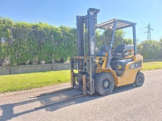 Carrello elevatore frontale a 4 ruote Caterpillar GP20NT - 1