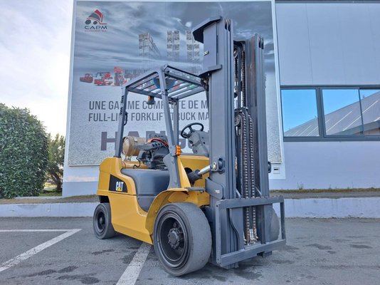 Carrello elevatore frontale a 4 ruote Caterpillar GP30NT - 1