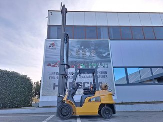 Carrello elevatore frontale a 4 ruote Caterpillar GP30NT - 9