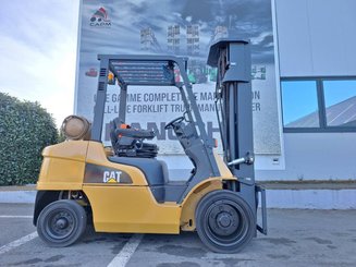 Carrello elevatore frontale a 4 ruote Caterpillar GP30NT