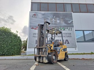 Carrello elevatore frontale a 4 ruote Caterpillar GP30NT - 1