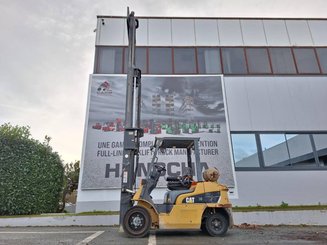 Carrello elevatore frontale a 4 ruote Caterpillar GP30NT - 6