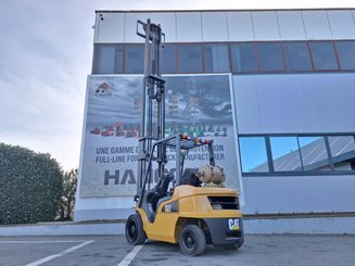 Carrello elevatore frontale a 4 ruote Caterpillar GP30NT
