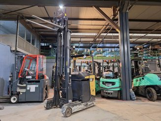 Carrelli retrattili Caterpillar NR20NH