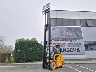 Carrello elevatore frontale a 4 ruote Hangcha XE25