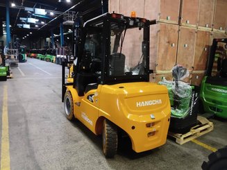 Carrello elevatore frontale a 4 ruote Hangcha XE30-i